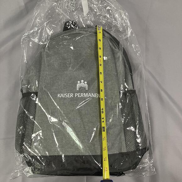 Kaiser Permanente Backpack New Gift Bag Mesh Pockets Travel School Work Daypack - Picture 6 of 8